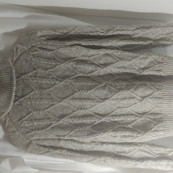 Men's Banana Republic heavy pullover sweater. - Picture 4 of 4